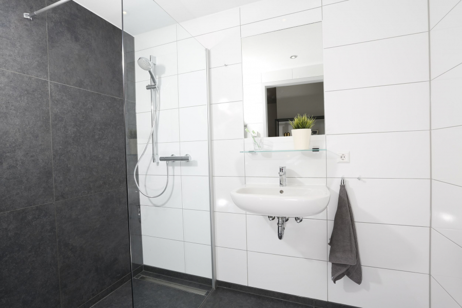Badezimmer 1.1 Badezimmer 1.1 - Modernes 1-Zimmer Apartment in Uni-Nähe