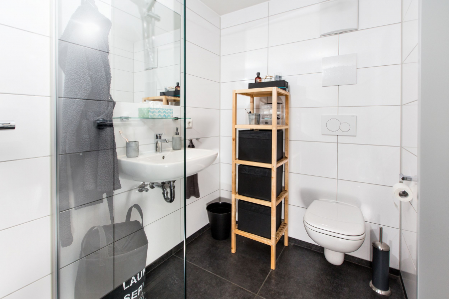 Beispiel Badezimmer 1.1 - Moderne 1-Zimmer Wohnung mit Balkon