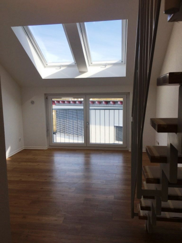 Helle Maisonette-Wohnung nahe Uni Hohenheim