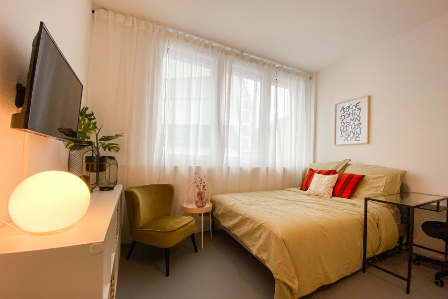 BV220-139A-01-Bett - Einfach einziehen, möbliertes Zuhause in Stuttgart-West!