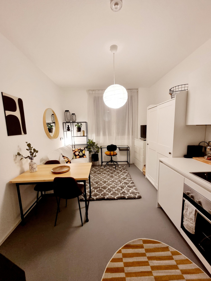 Moderne Küche mit Essbereich Moderne Küche mit Essbereich - Möbliertes Wohnen mitten im herzen von Stuttgart-West!