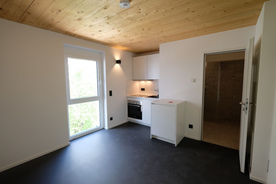 Bild Bild - Schlichtes 2-Zimmer-Apartment mit Garten in Stuttgart-Schwabstraße