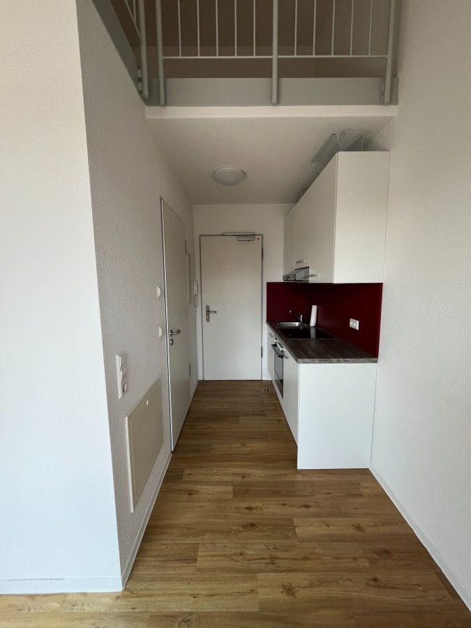 Kompakte Küchenzeile - Attraktive Maisonette Wohnung in Stuttgart-Plieningen Nähe Uni Hohenheim