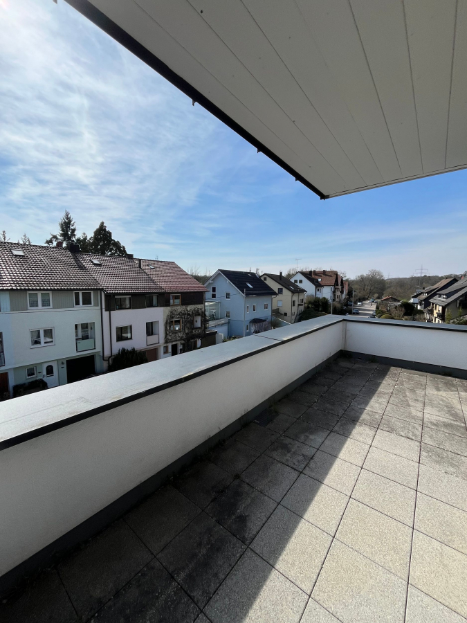 Balkon mit Stadtblick - Moderne 1,5 Zimmer Wohnung mit Dachterrasse