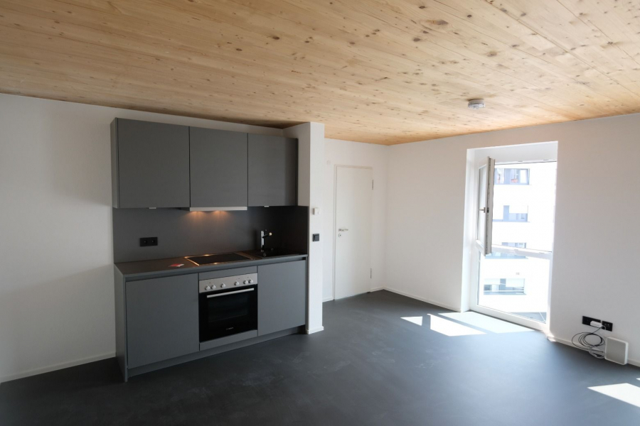 Titelbild Titelbild - Hochmoderne 1-Zimmer-Wohnung mit Garten in Stuttgart-Schwabstraße