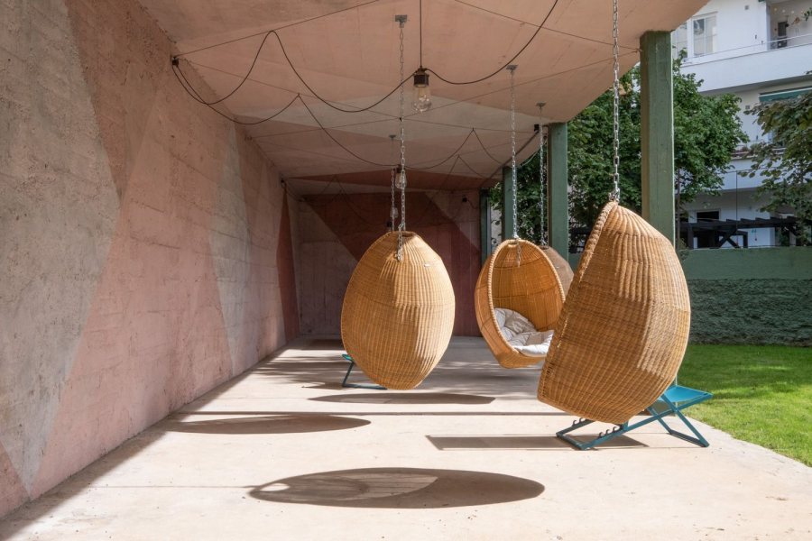 Hängesessel im Garten - Modernes 1-Zimmer Apartment im Stuttgarter Westen