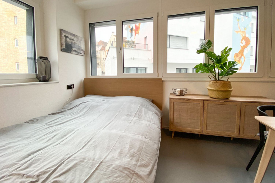 BV220-139-07-Schlafbereich - Möbliertes Wohnen mit Blick in den Westen!