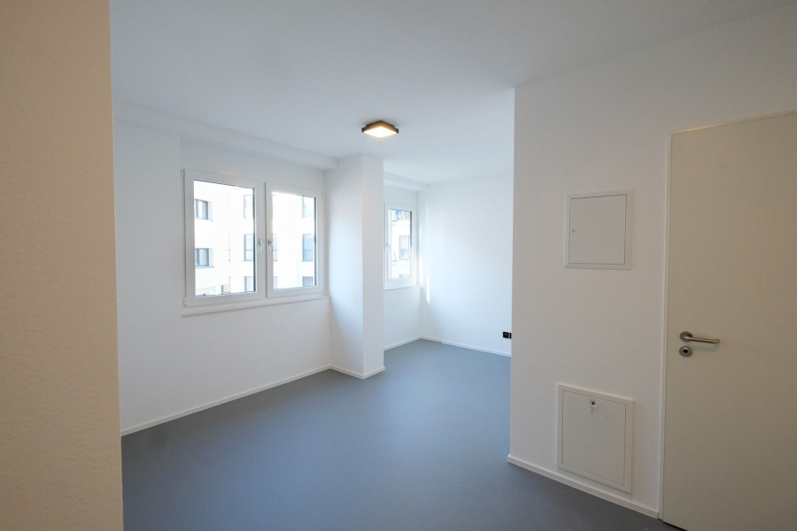 Bild - Helle 1-Zimmer-Wohnung mit Fußbodenheizung in Stuttgart-Schwabstraße