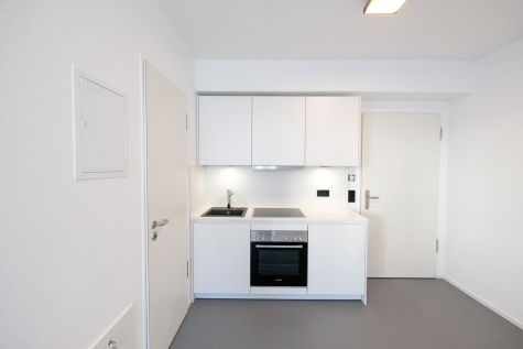 Helle 1-Zimmer-Wohnung mit Fußbodenheizung in Stuttgart-Schwabstraße
