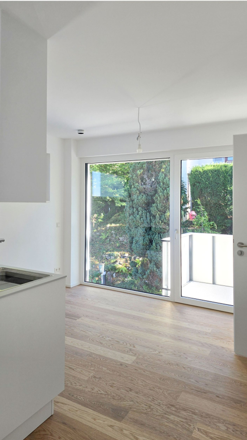 Bild - Moderne 2-Zimmer-Wohnung mit Balkon in Stuttgart-Degerloch