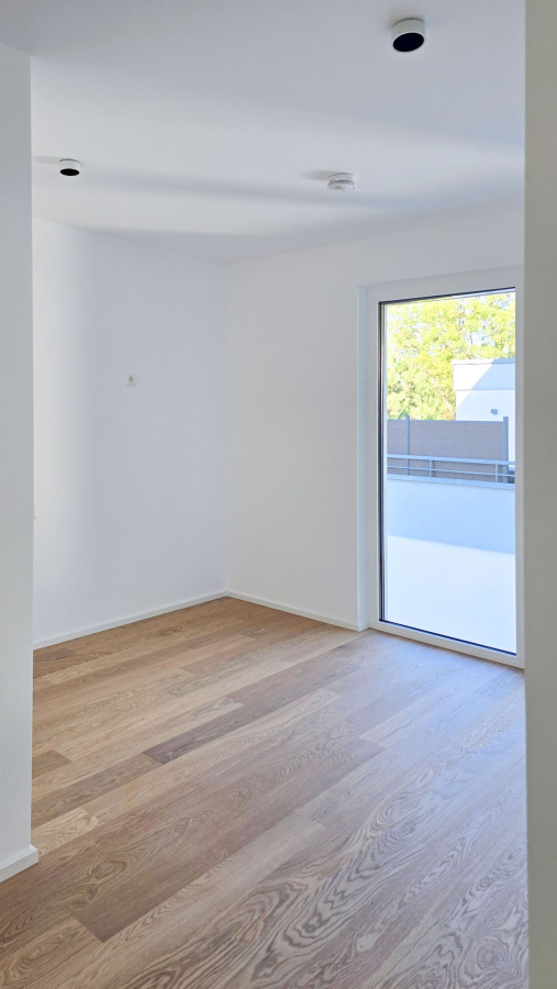 Bild - Moderne 2-Zimmer-Wohnung mit Balkon in Stuttgart-Degerloch
