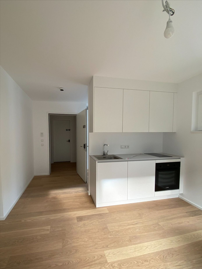 Bild - Moderne 2-Zimmer-Wohnung mit Balkon in Stuttgart-Degerloch