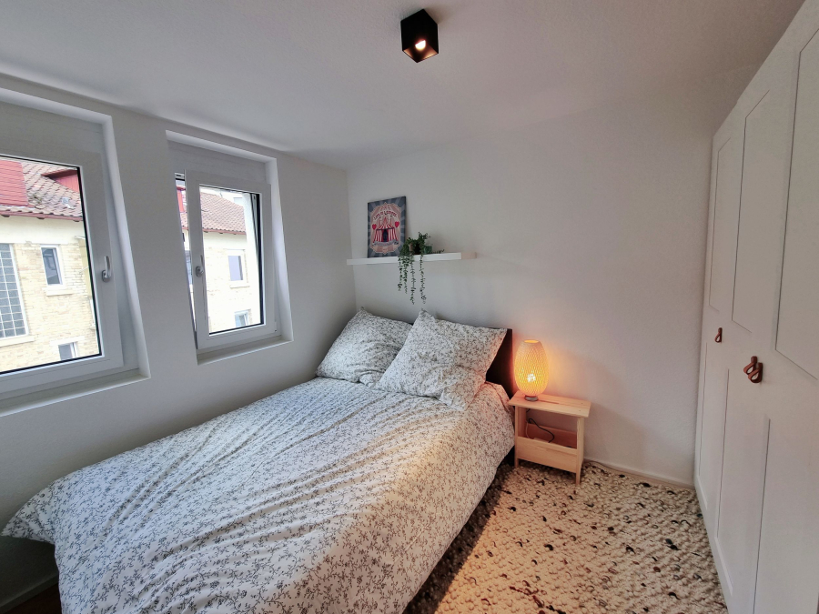 Gemütliches Schlafzimmer Gemütliches Schlafzimmer - Möbliertes Apartment im Stuttgarter Westen!