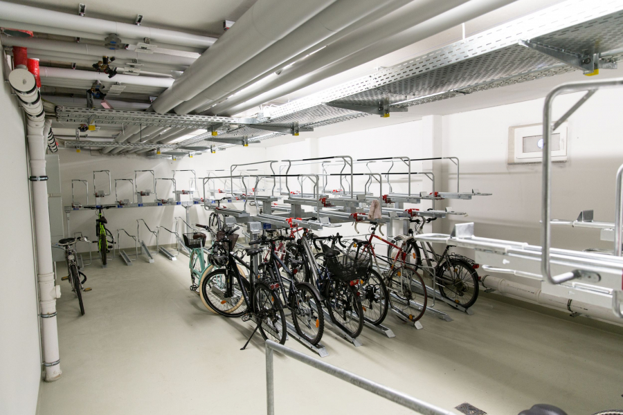 Fahrradparkplatz im Keller - Moderne Maisonette-Wohnung in Stgt-Vaihingen